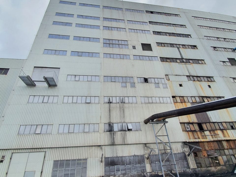 Remont ściany zewnętrznej budynku kompleksowego